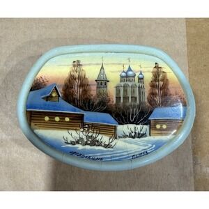 Russian Lacquer Hand Painted Paper Signed Vintage Trinket Box Winter Scene